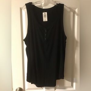 Torrid size 3 Black Ribbed Henley